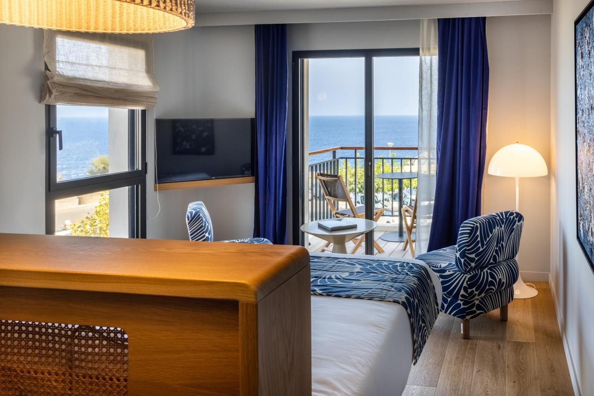 Deluxe Double or Twin Room and Sea View