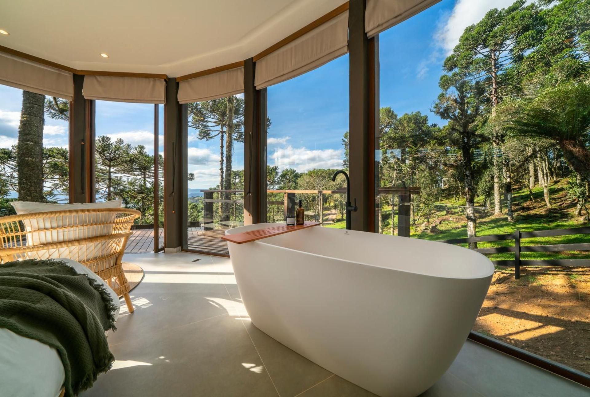 Queen Room with Garden View
