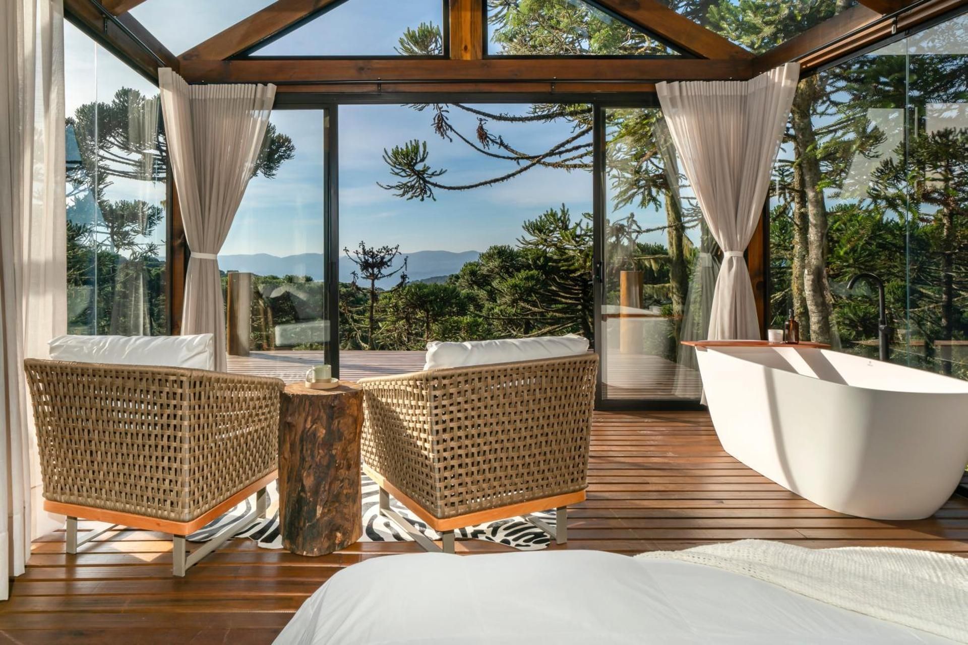 King Room with Mountain View