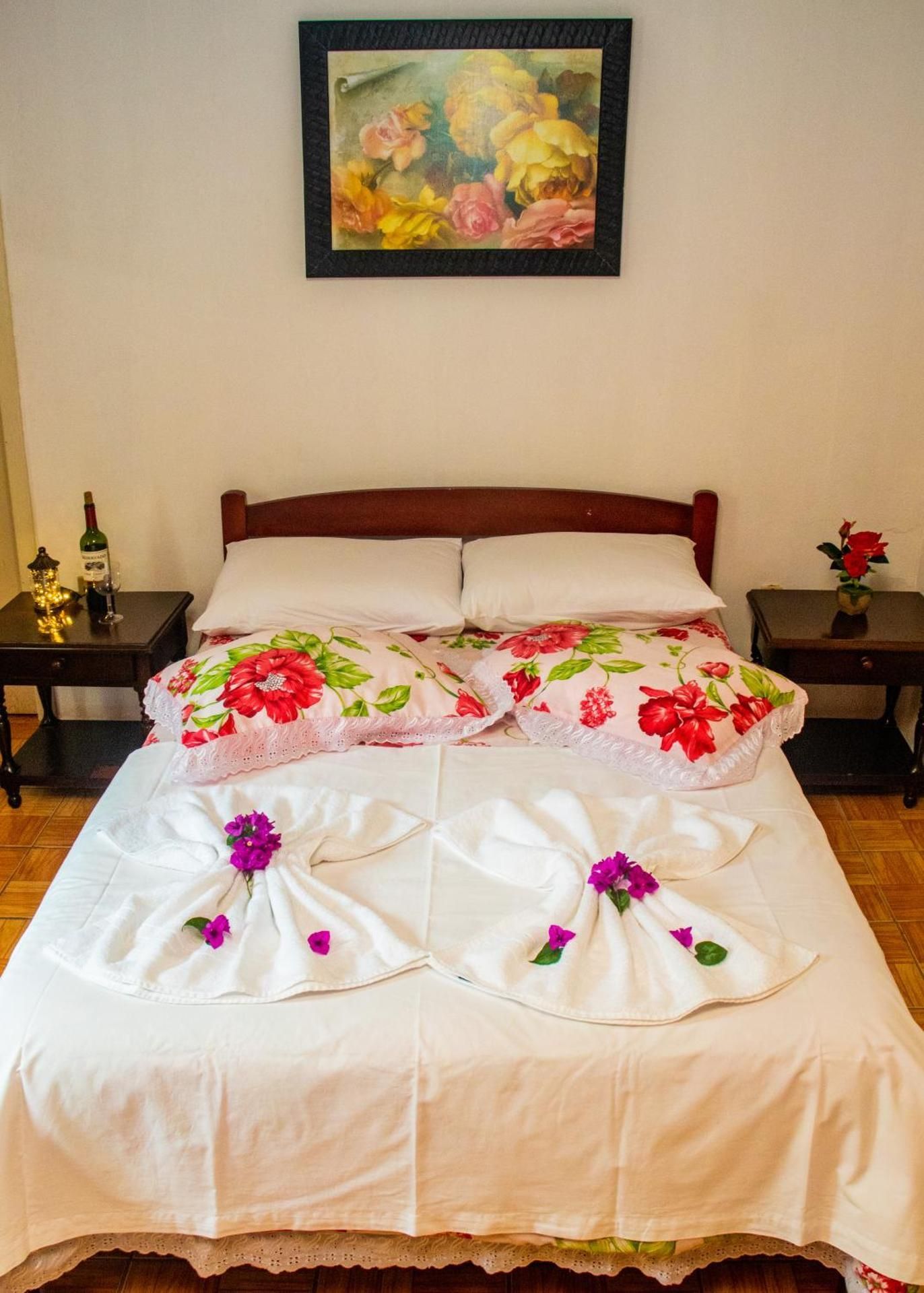Quadruple Room with Private Bathroom