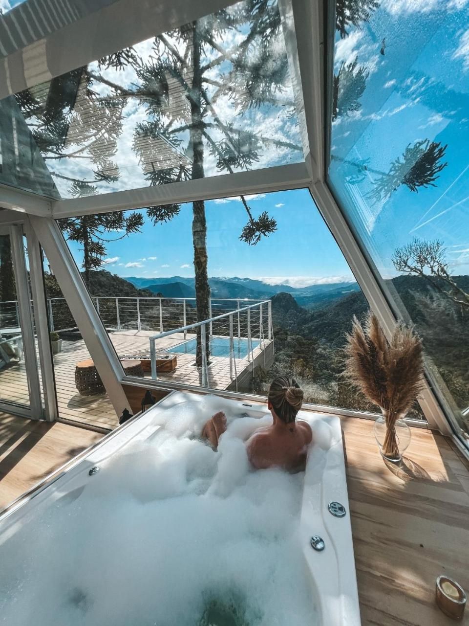 Queen Room with Spa Bath