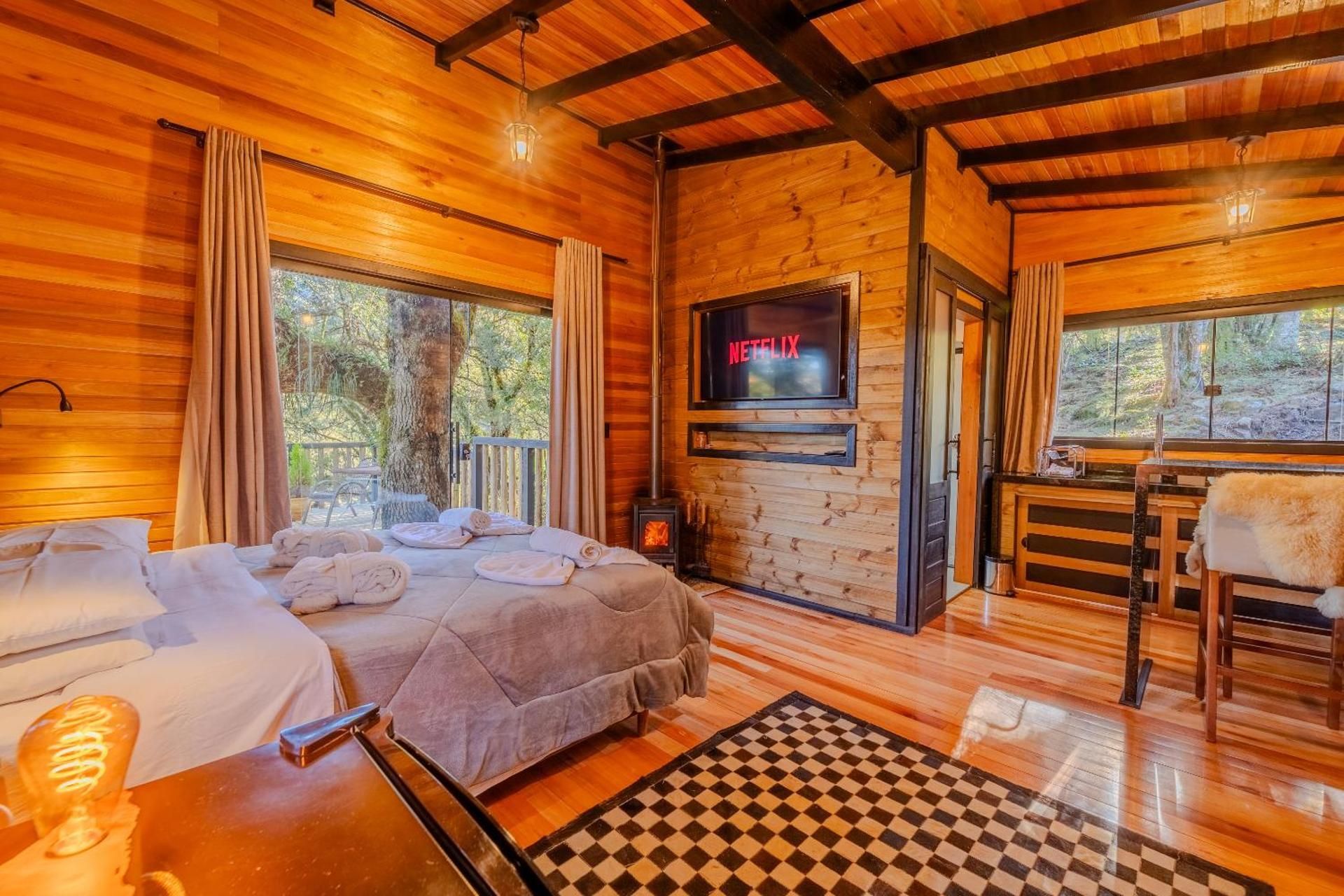 Superior Chalet