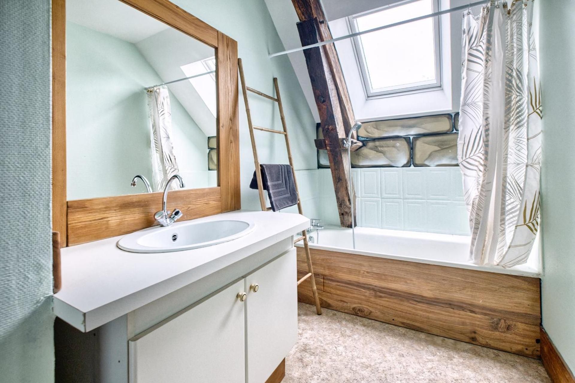 Four-Bedroom Holiday Home