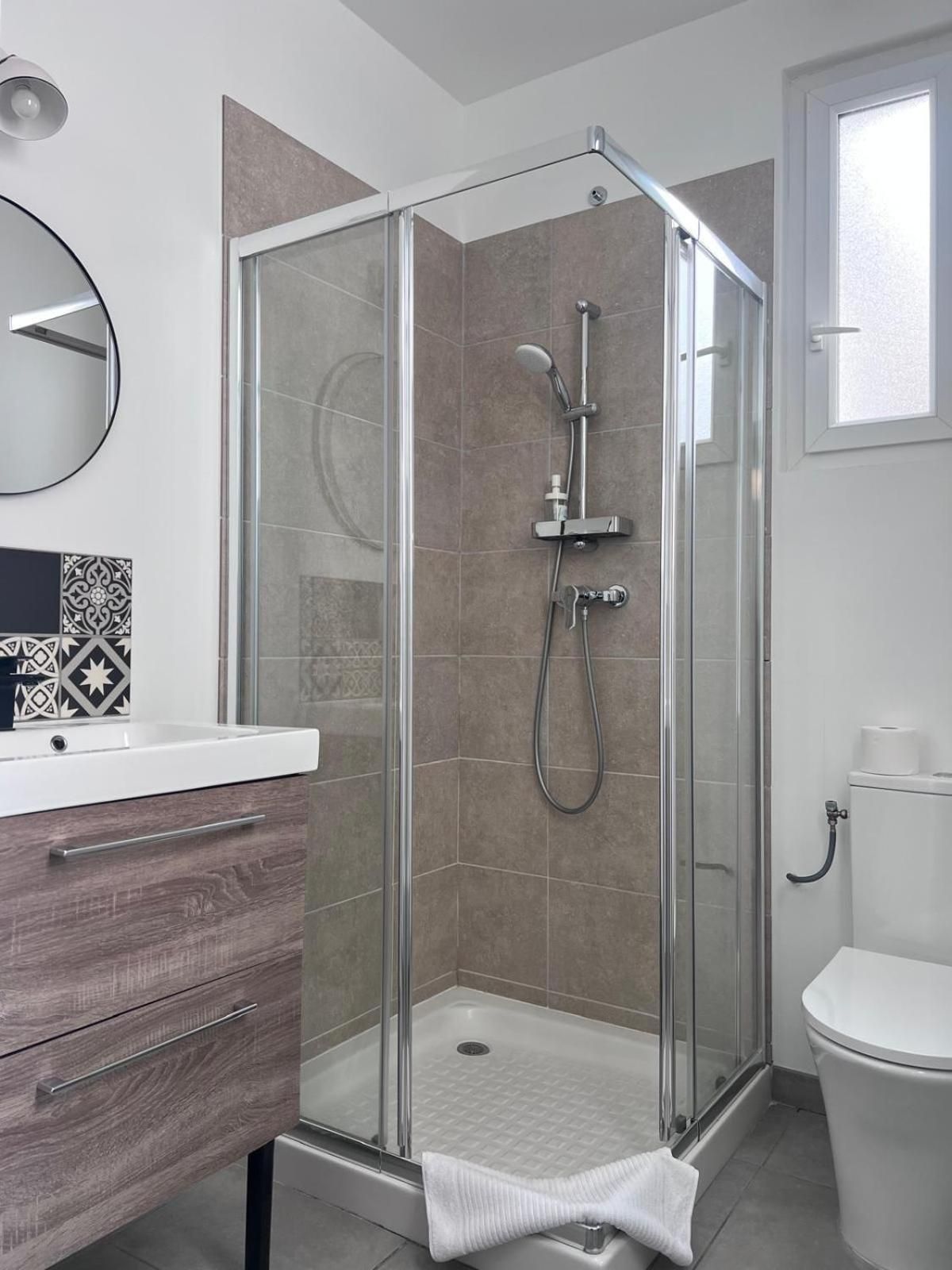 Double Room with Private Bathroom