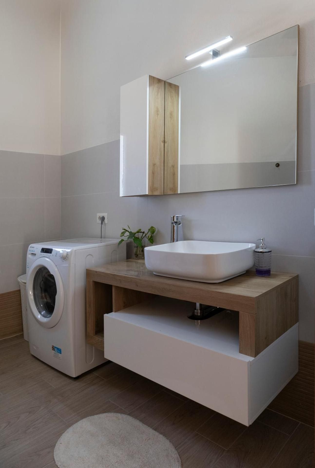 Dormen One-Bedroom Deluxe Apartment 3