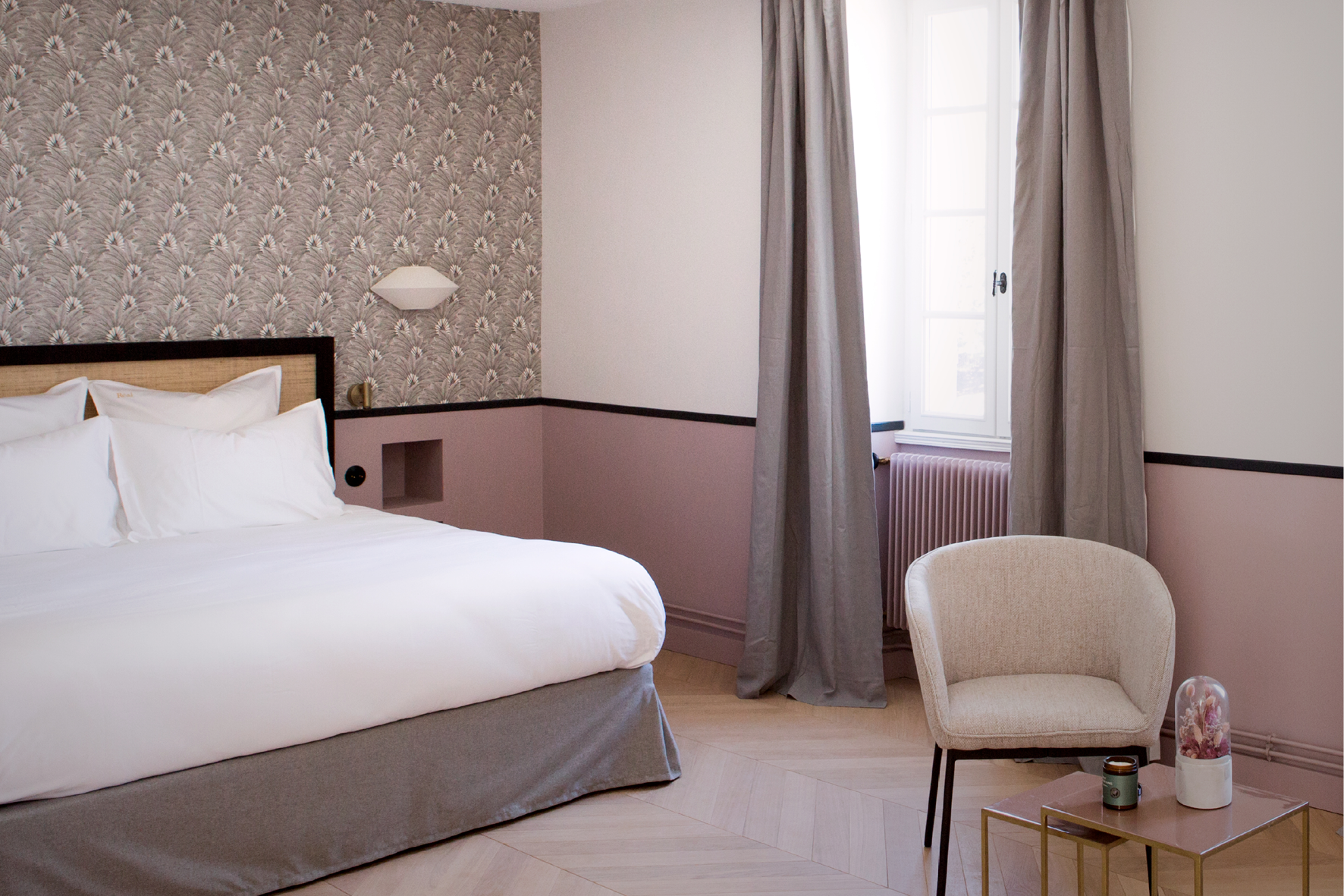 Chambre Sunset-Chambre Simple-Vue sur Piscine-Salle d'eau