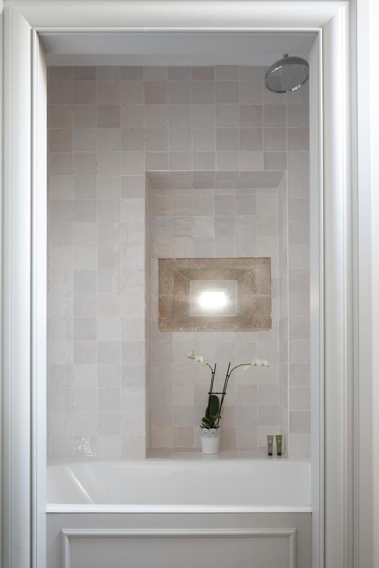 Le Domaine de Fleury - Pierres d'Histoire La Tour de Fleury 2