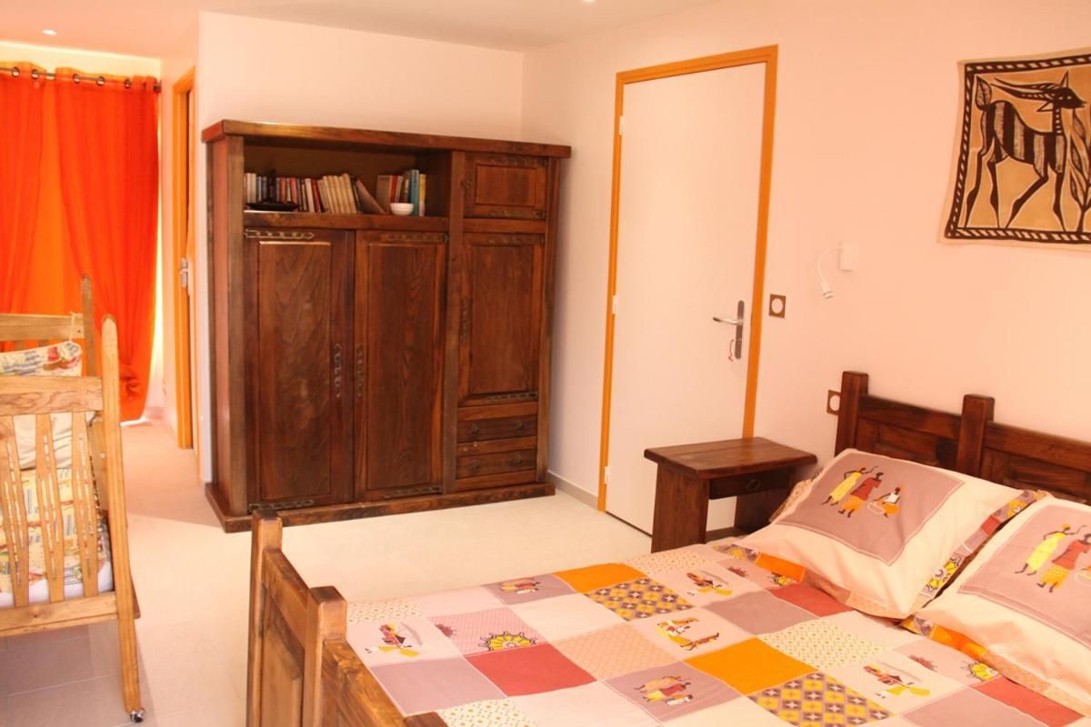 Chambres d'hotes de la Fontaine Double Room