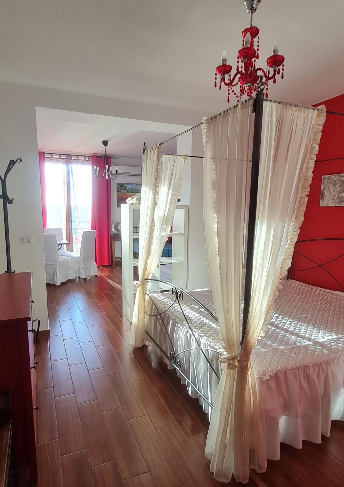 Suite with Lake View