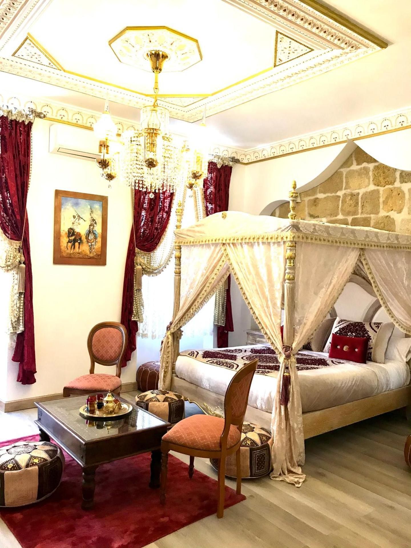 Deluxe Suite
