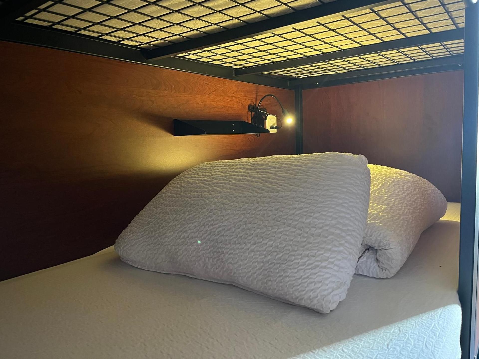 Bed in 6-Bed Mixed Dormitory Room