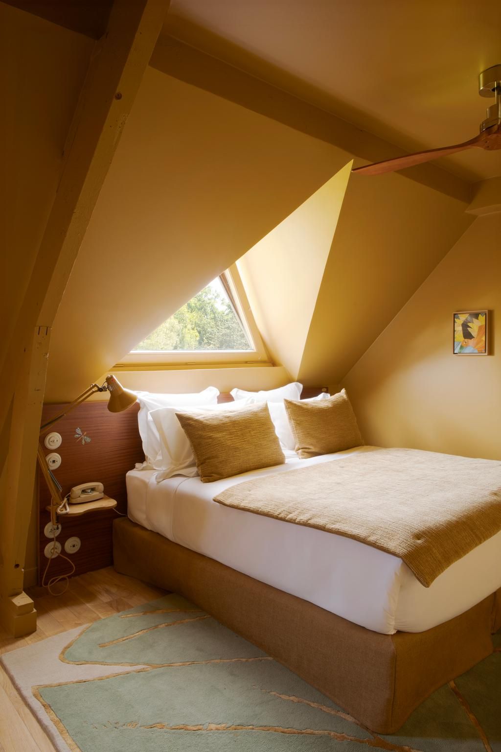 La Folie Barbizon Deluxe Double Room