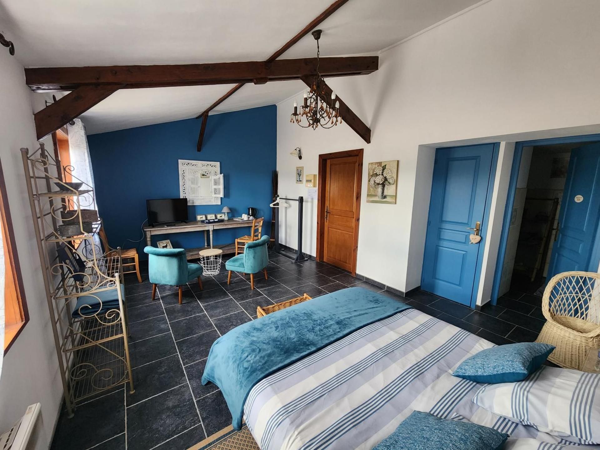 Double Room with Private Bathroom