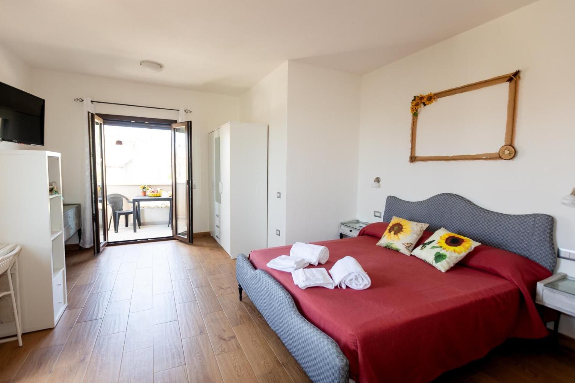 Queen Room with Balcony