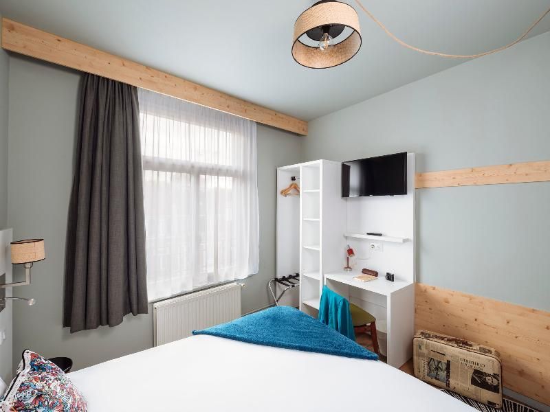 Pop Room with Double Bed (no Elevator)
