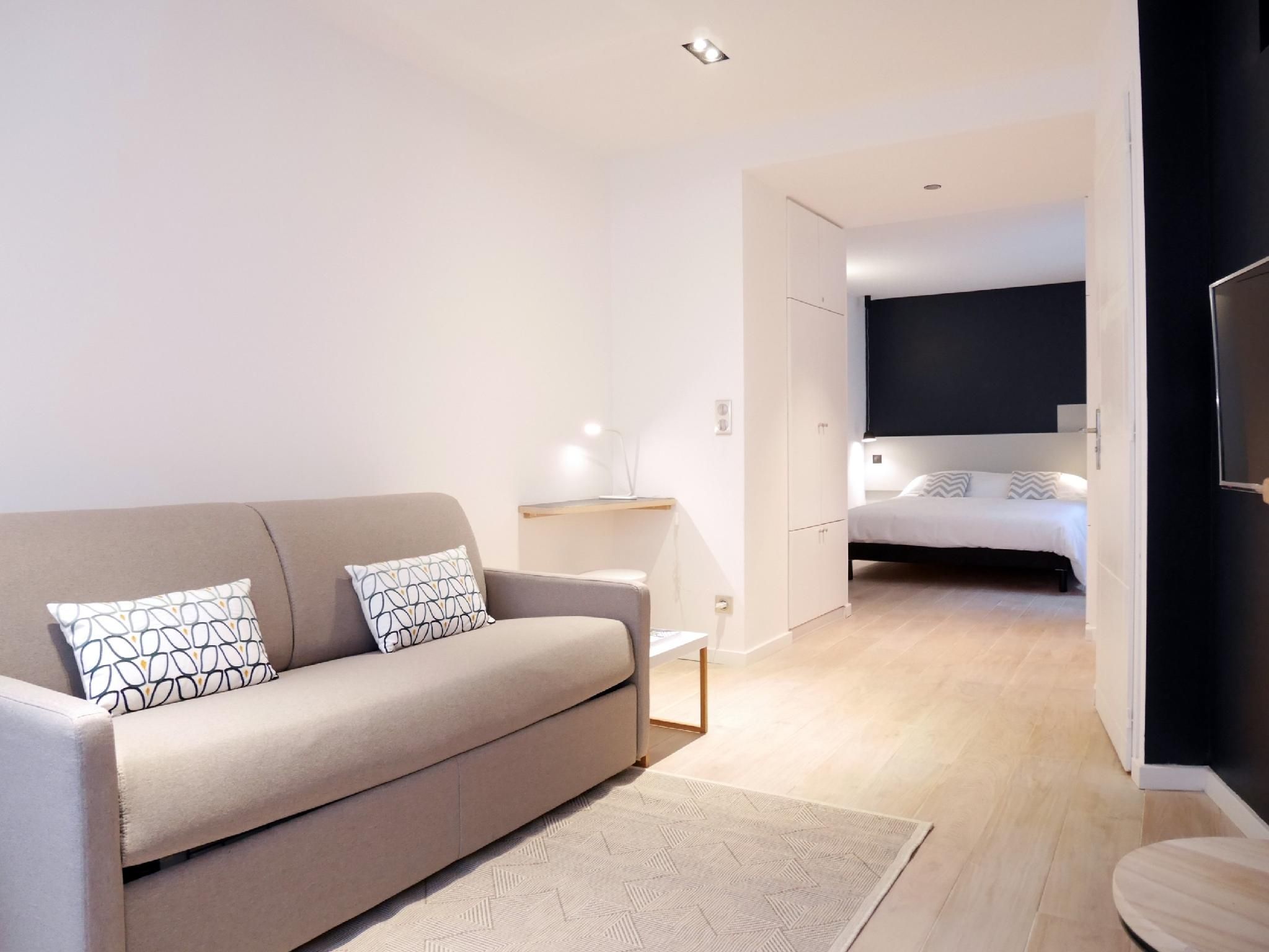 Appartement-Supérieure-SDB privée avec douche-La Vieille Bourse