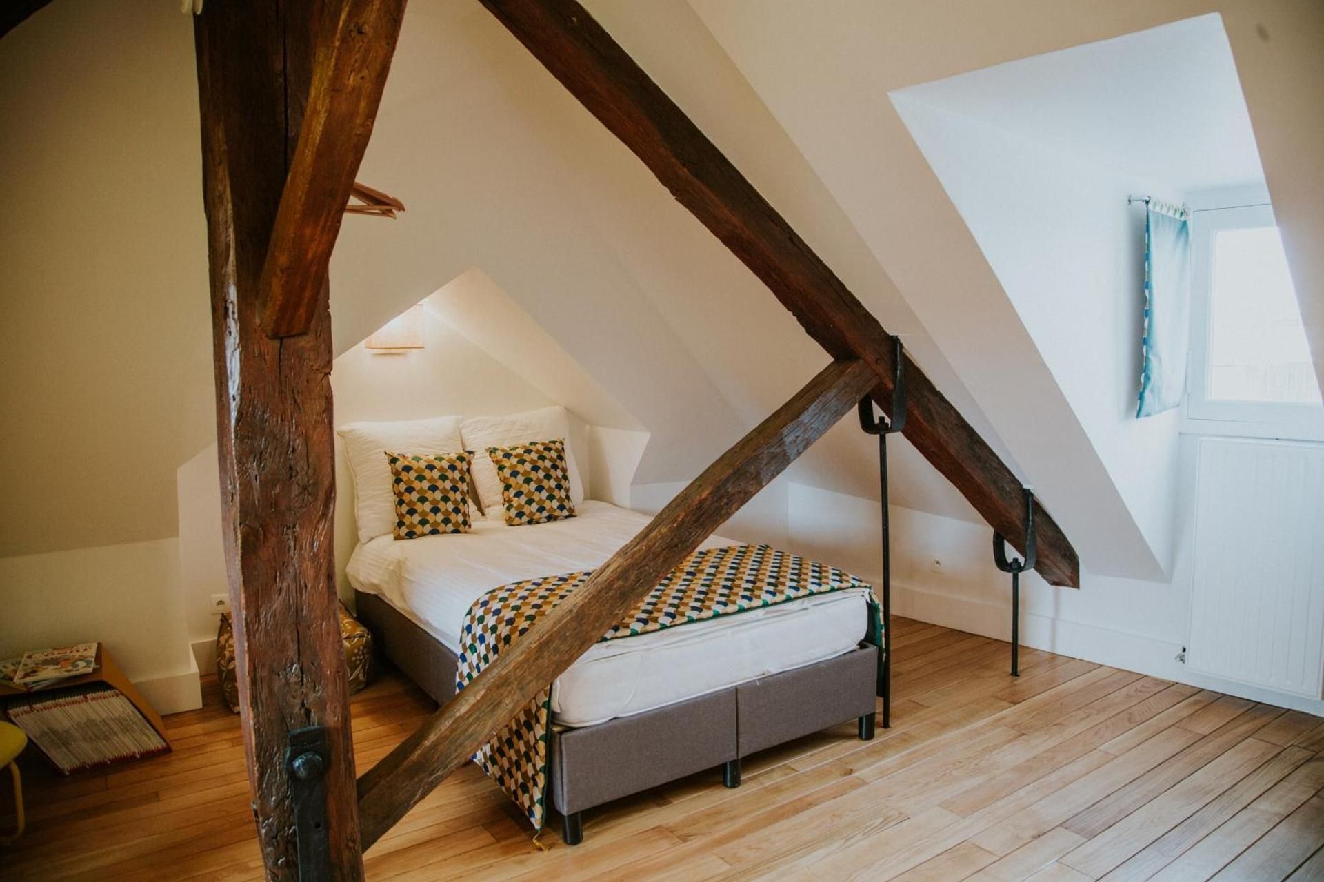 Large Single Room