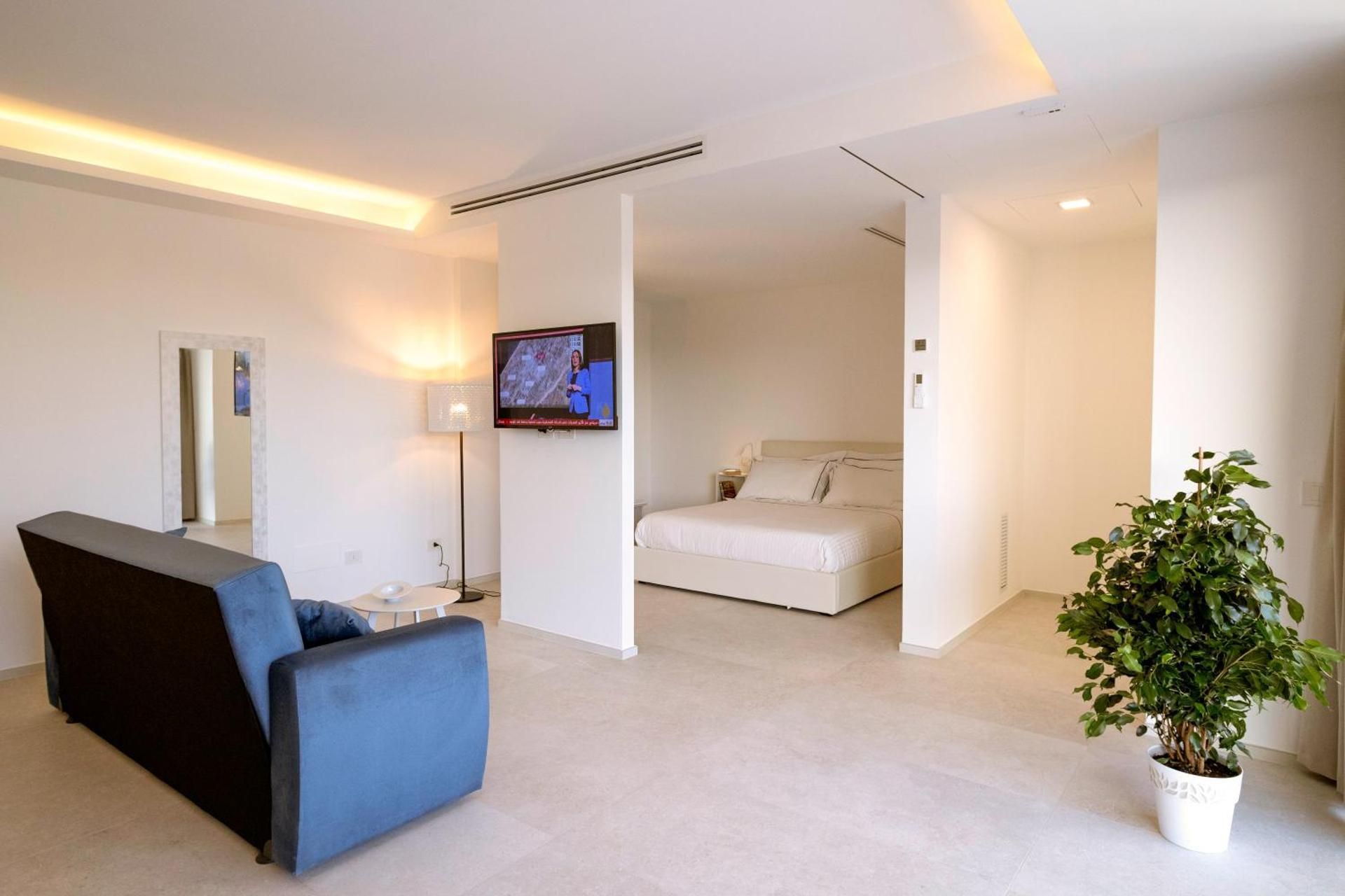 One-Bedroom Apartment with Balcony