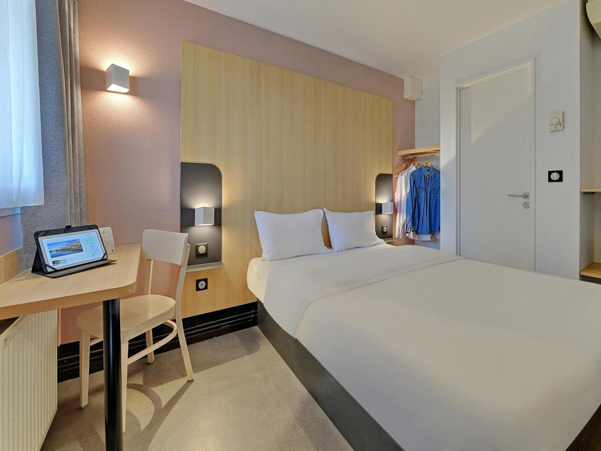 Double Room - Non-Smoking