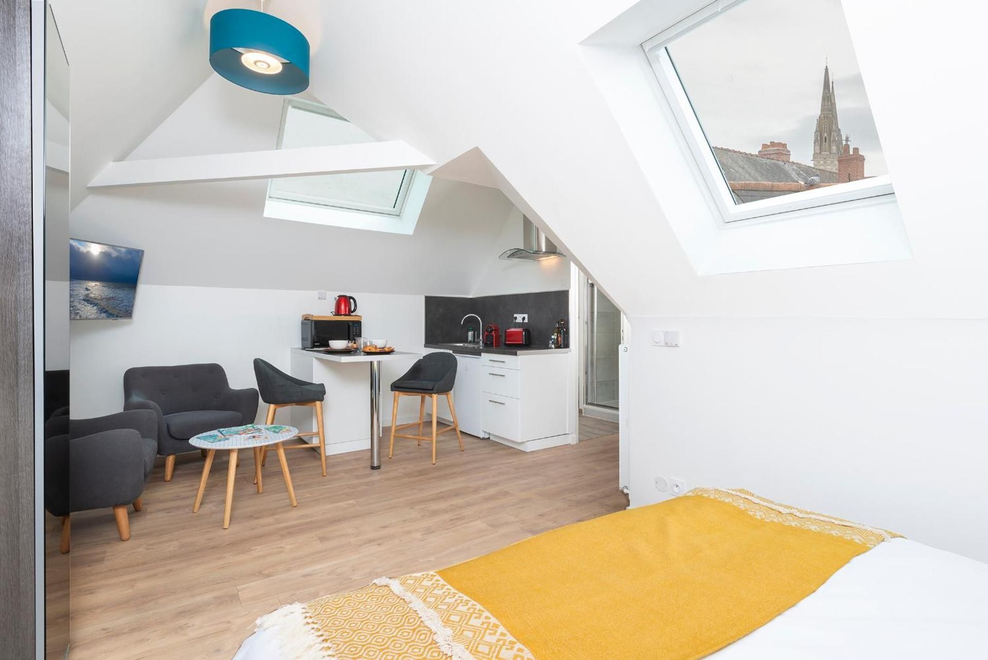 One-Bedroom Standard Apartment