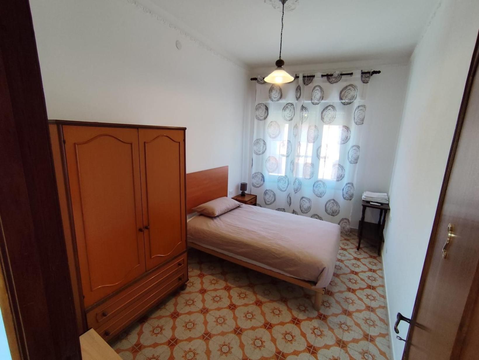 Large Single Room