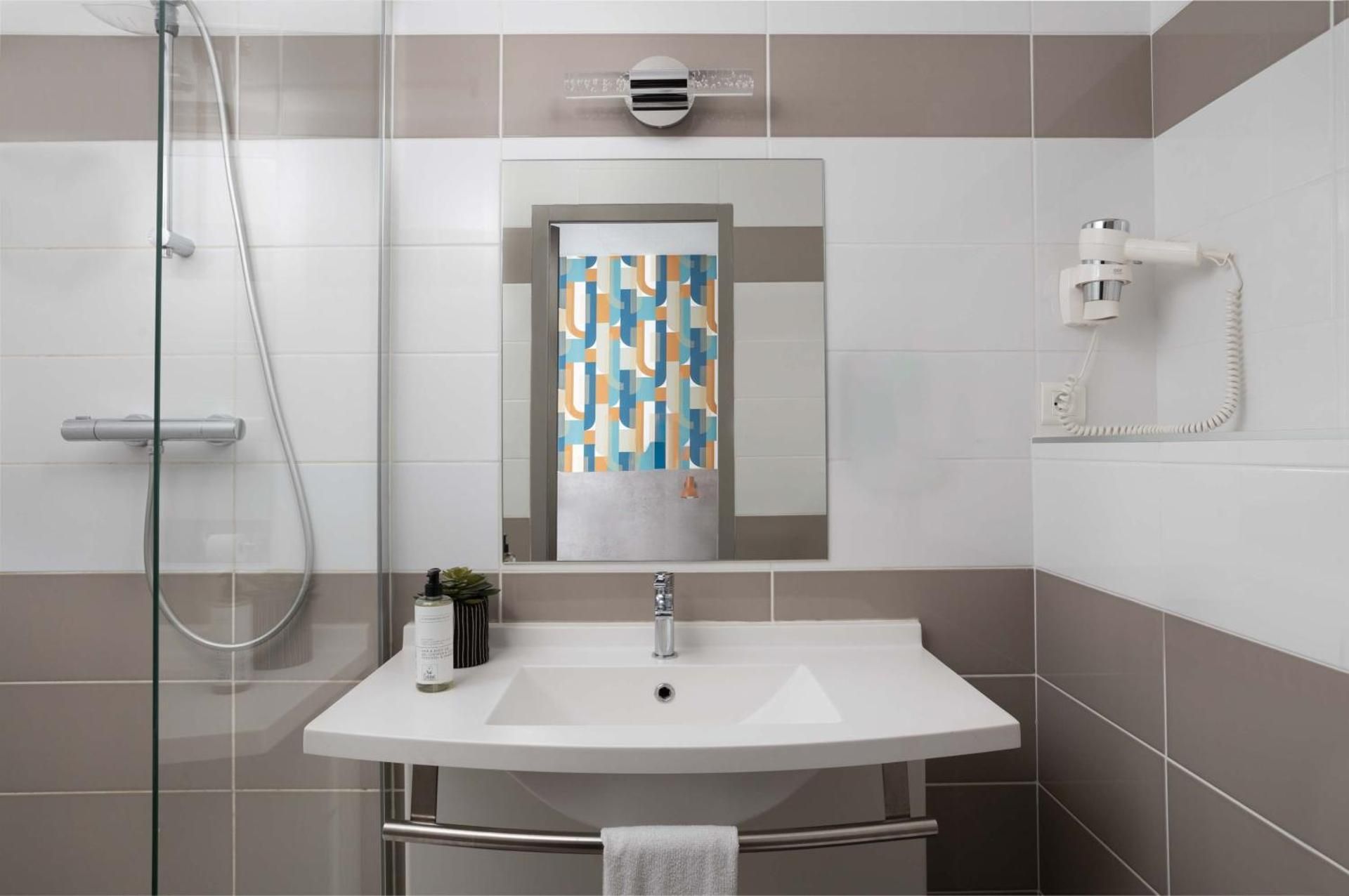 Compact Single Room