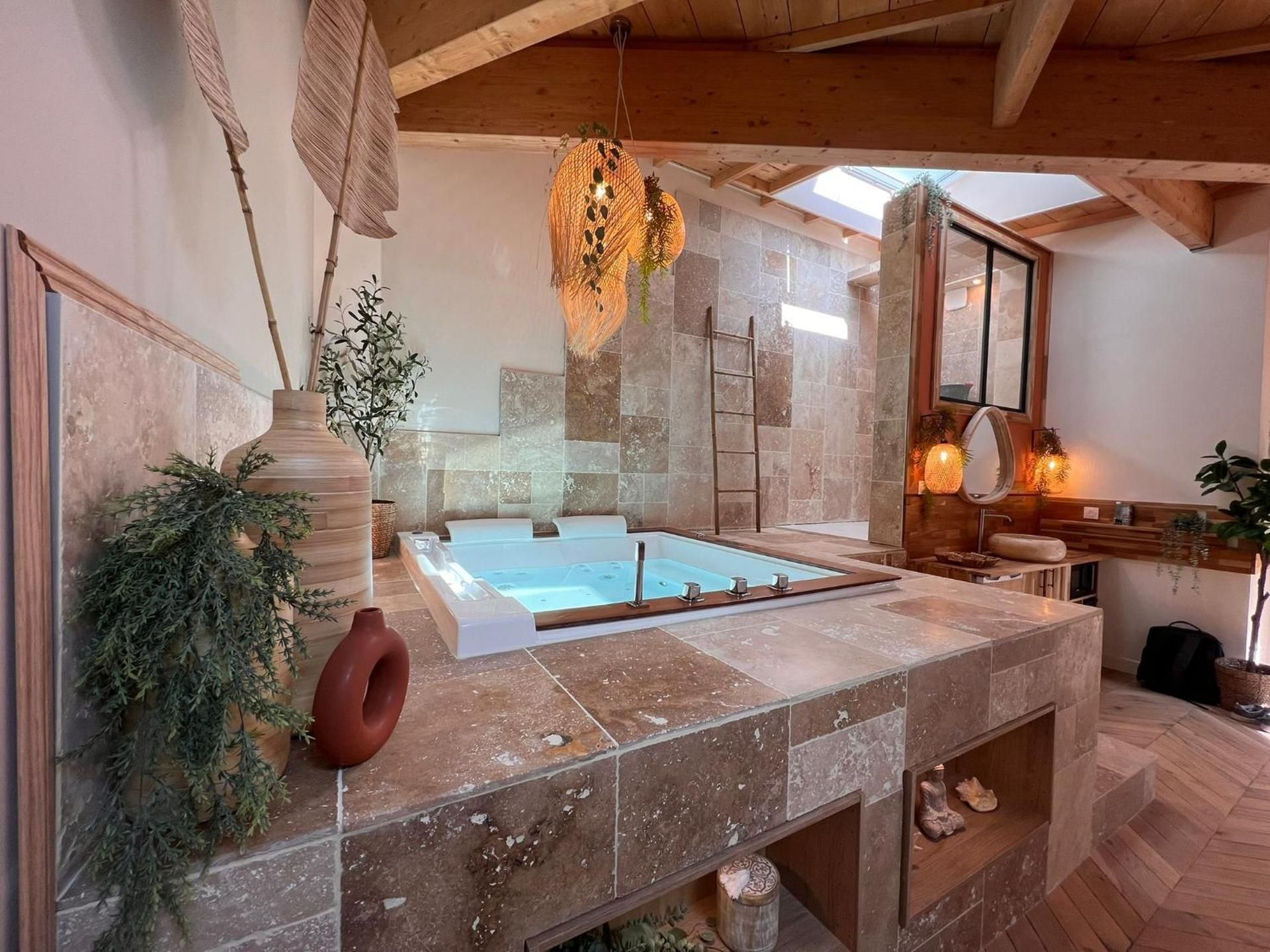 Double Room with Spa Bath