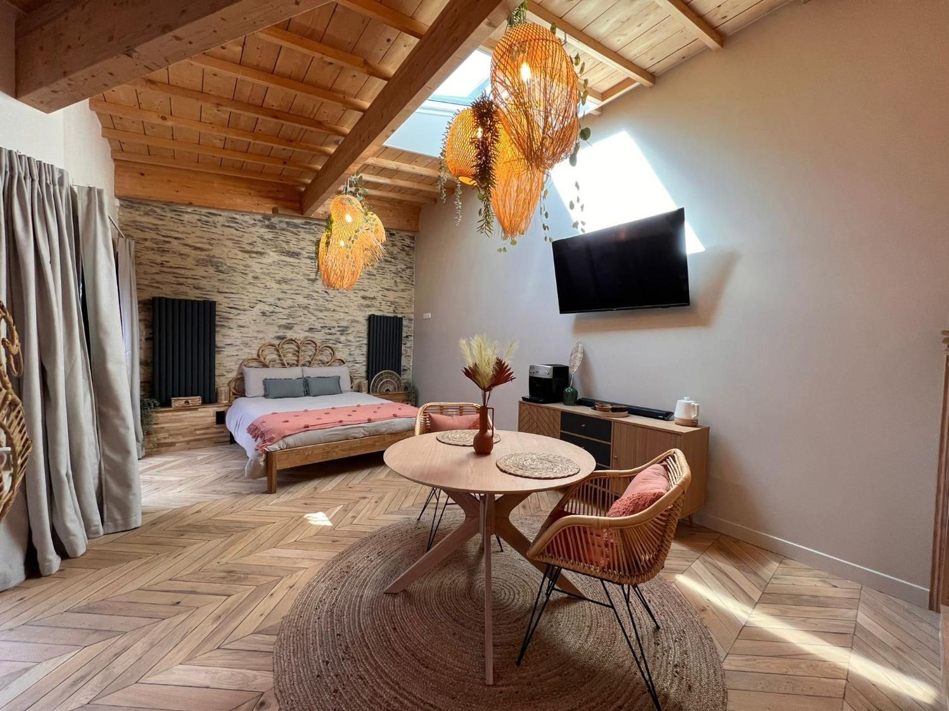 Double Room with Spa Bath