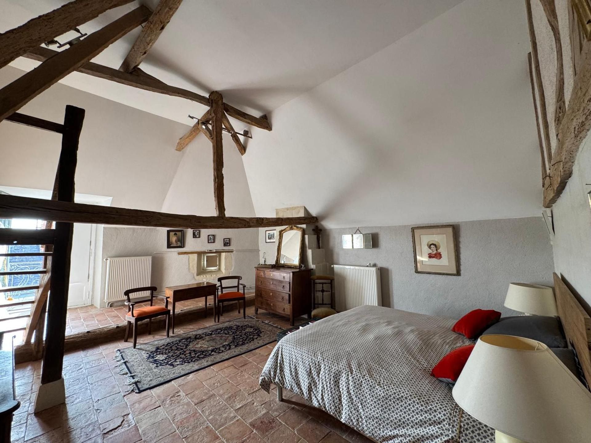 Deluxe Double Room with Shower
