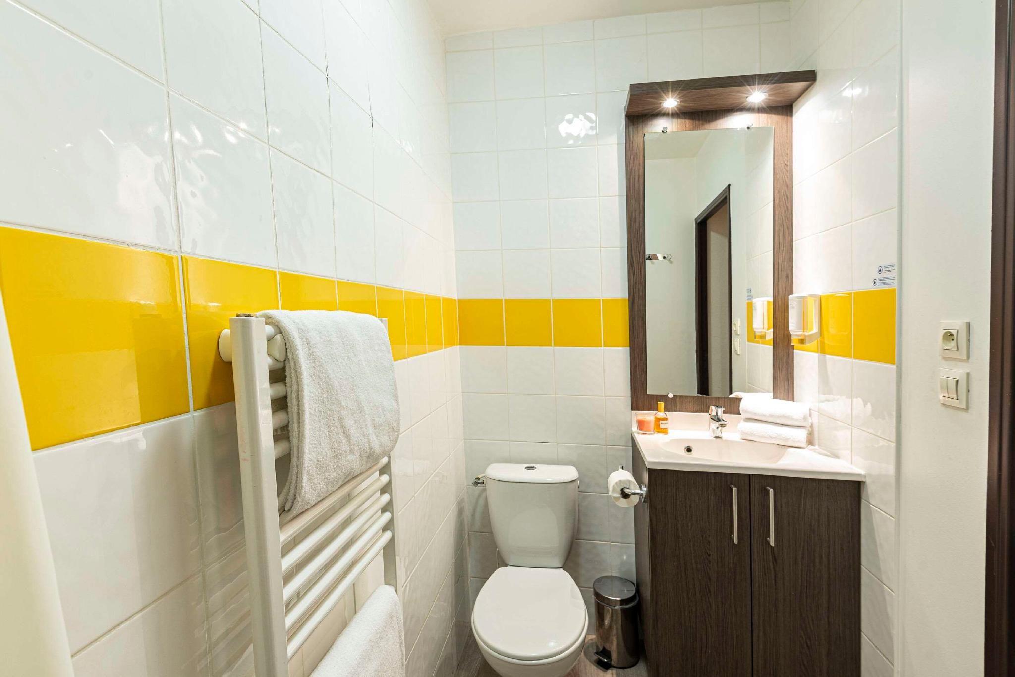 Comfort Aparthotel Nimes Centre 1 Double Bed, Nonsmoking, Upgrade, Efficiency 3