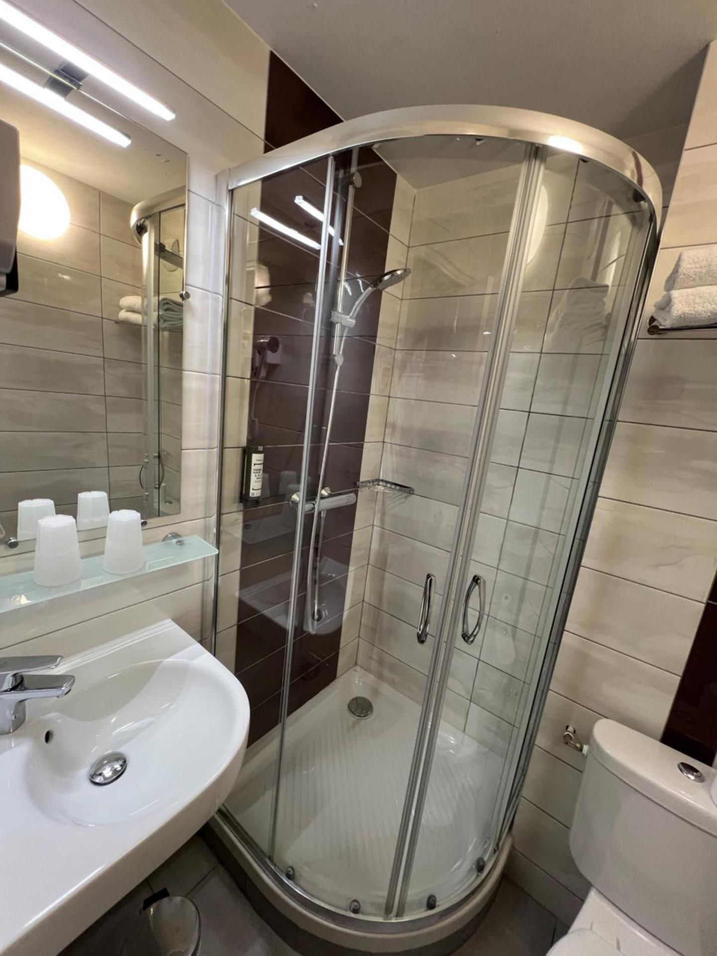 TULIP INN BEAUNE Standard Twin Room 3