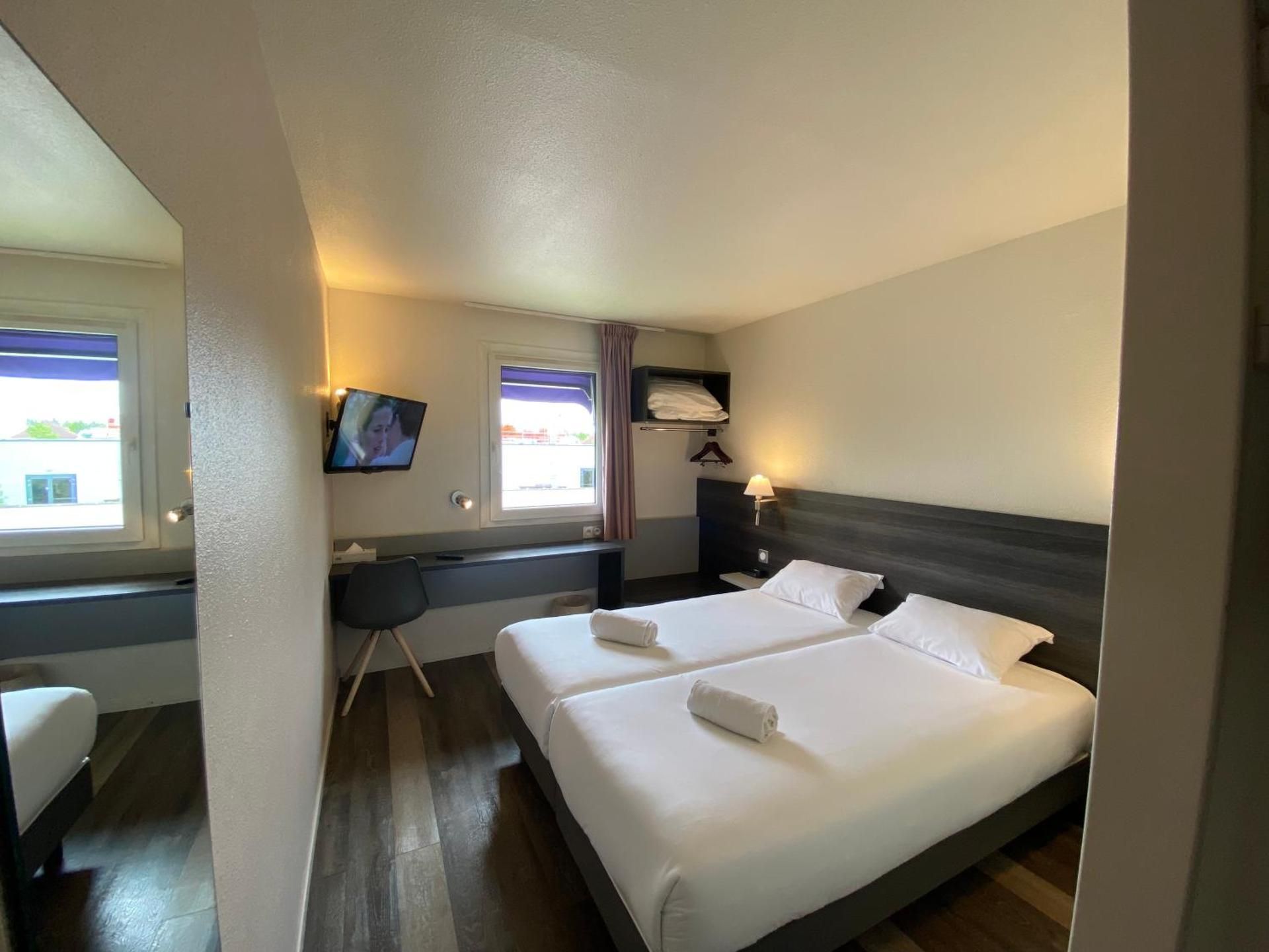 TULIP INN BEAUNE Standard Twin Room 2