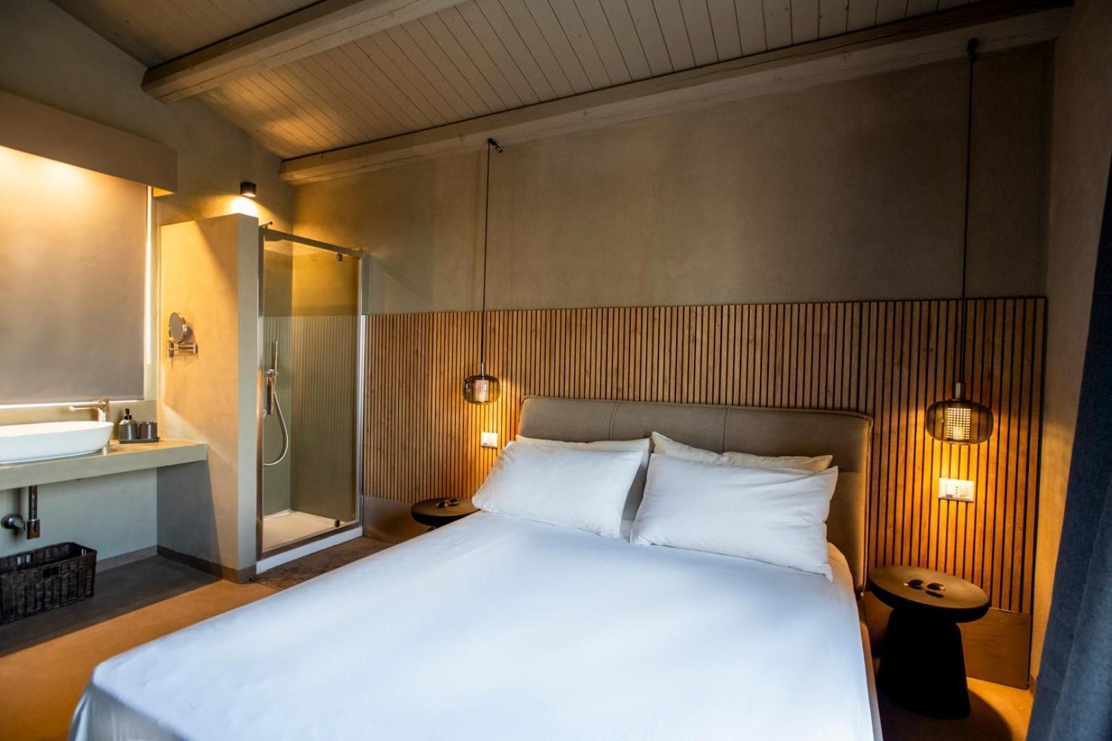 King Room with Pool View