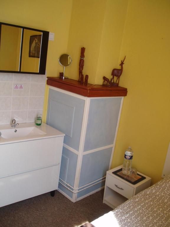 Budget Single Room