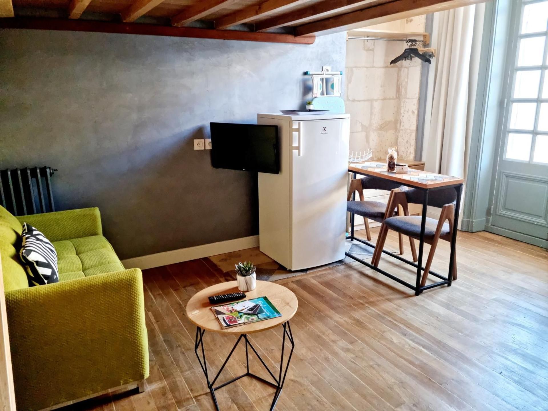 Studio with Terrace