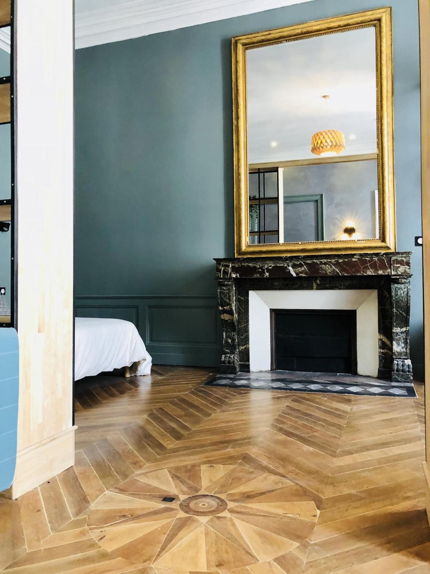 Meublés de l'Arsenal coeur de ville Standard Apartment 2