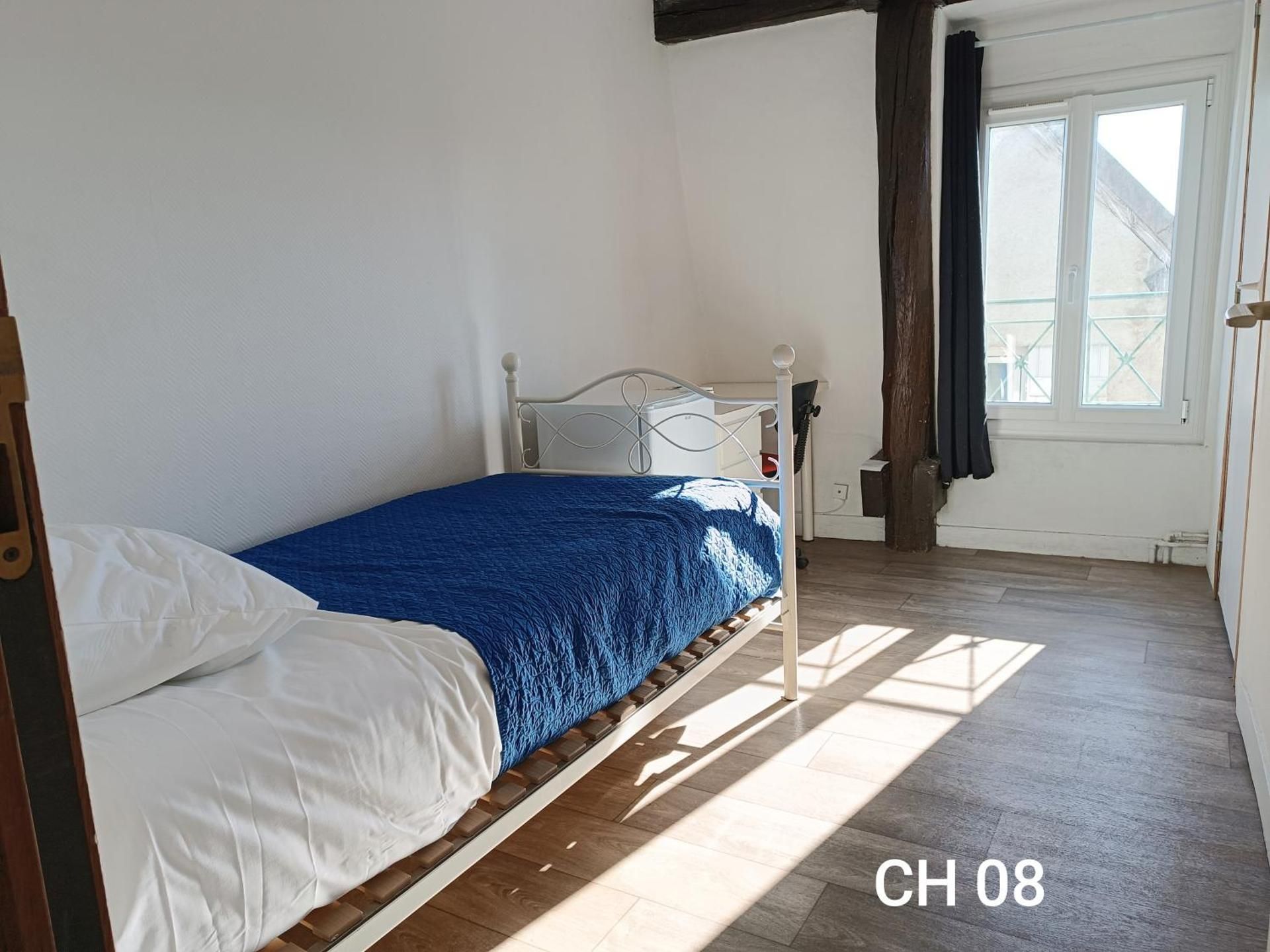Single Room With Private Bathroom
