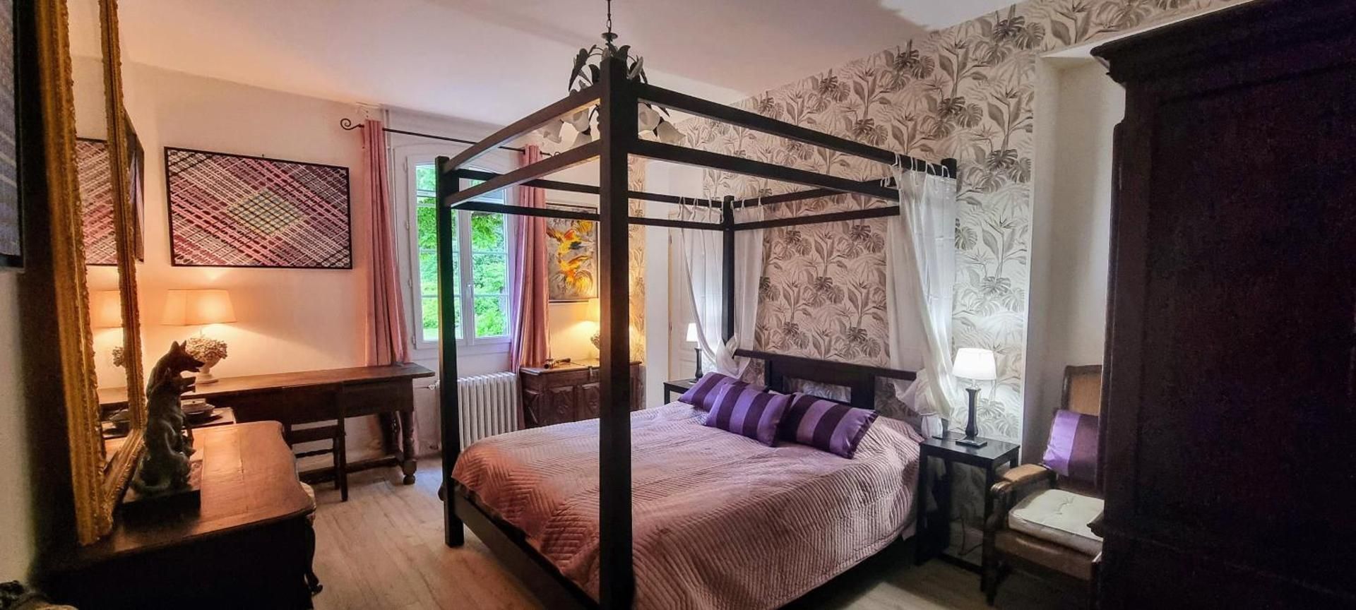 King Room with Garden View