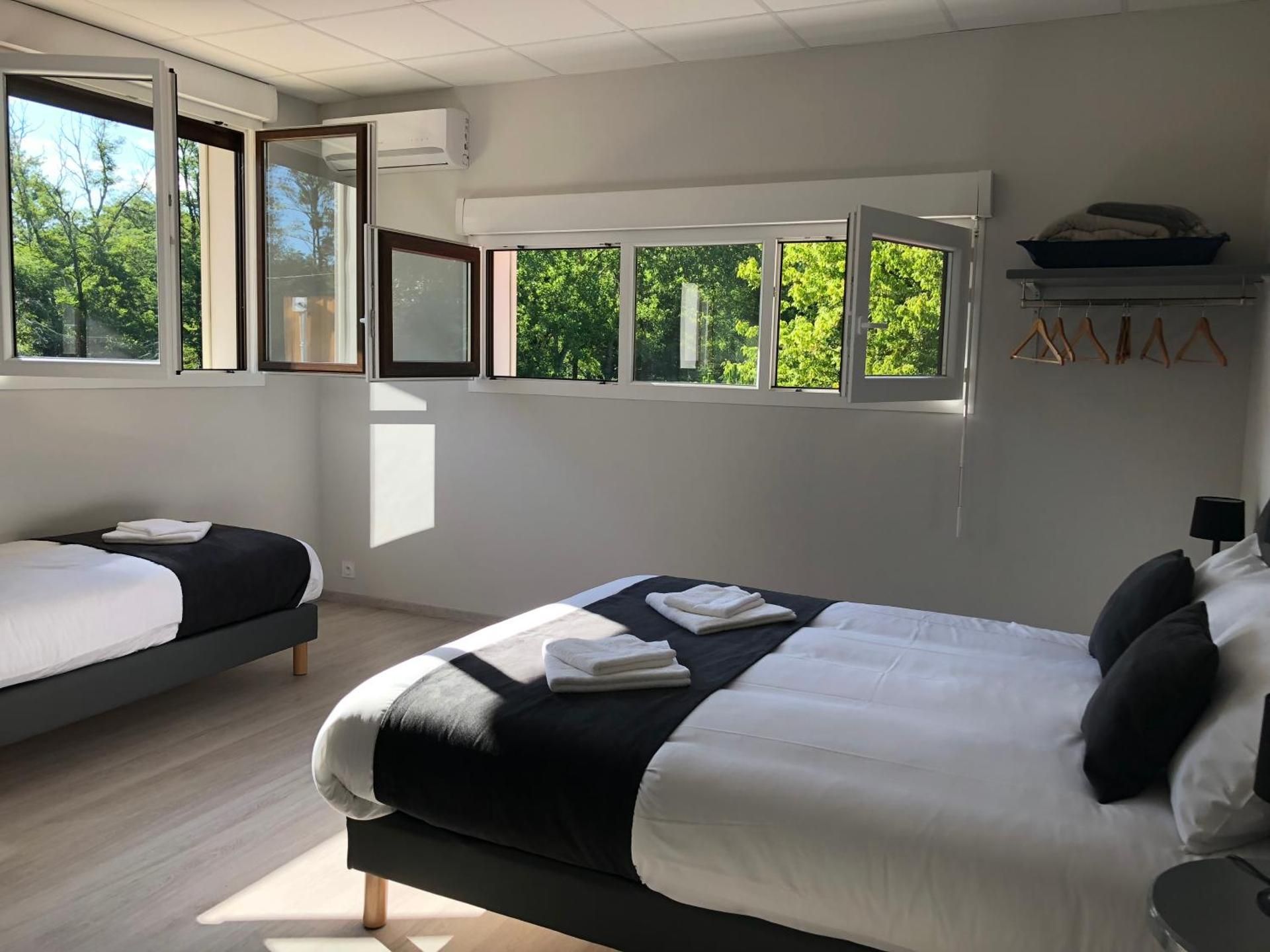 Family Room with Garden View