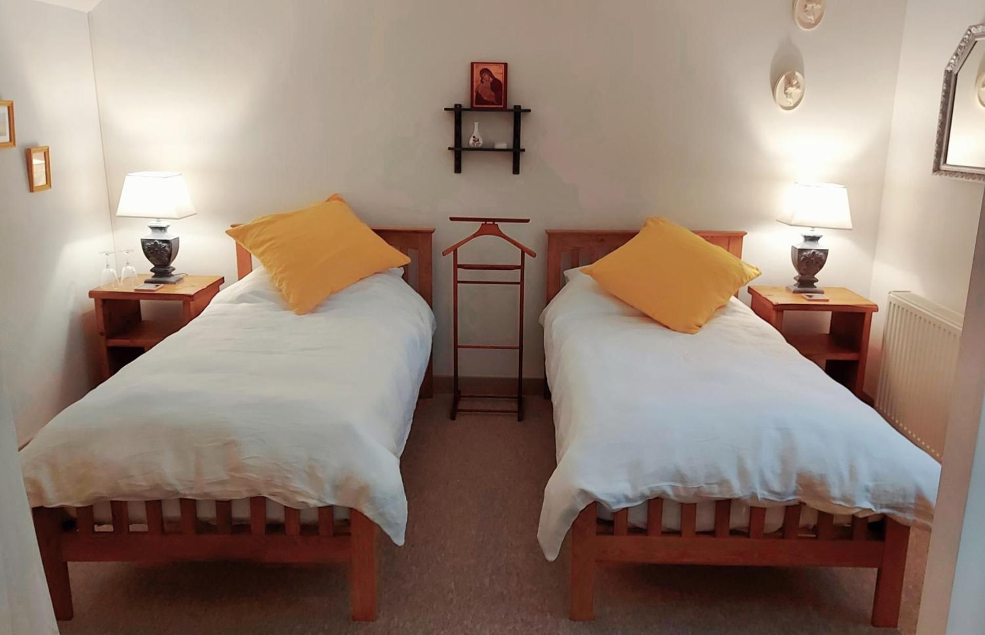 Twin Room with Shower