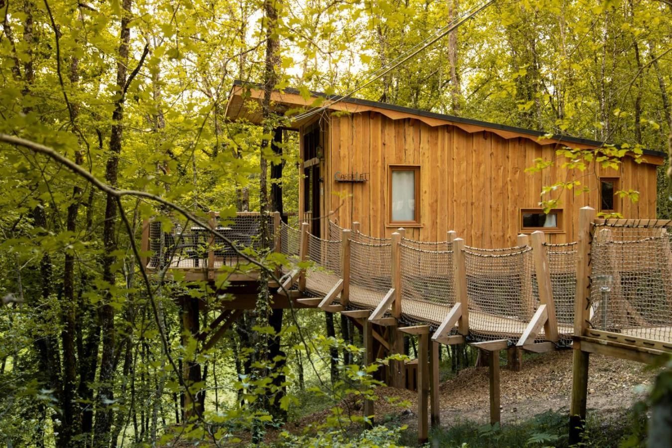 Wooden Treehouse with Spa Bath (Disabled Access)