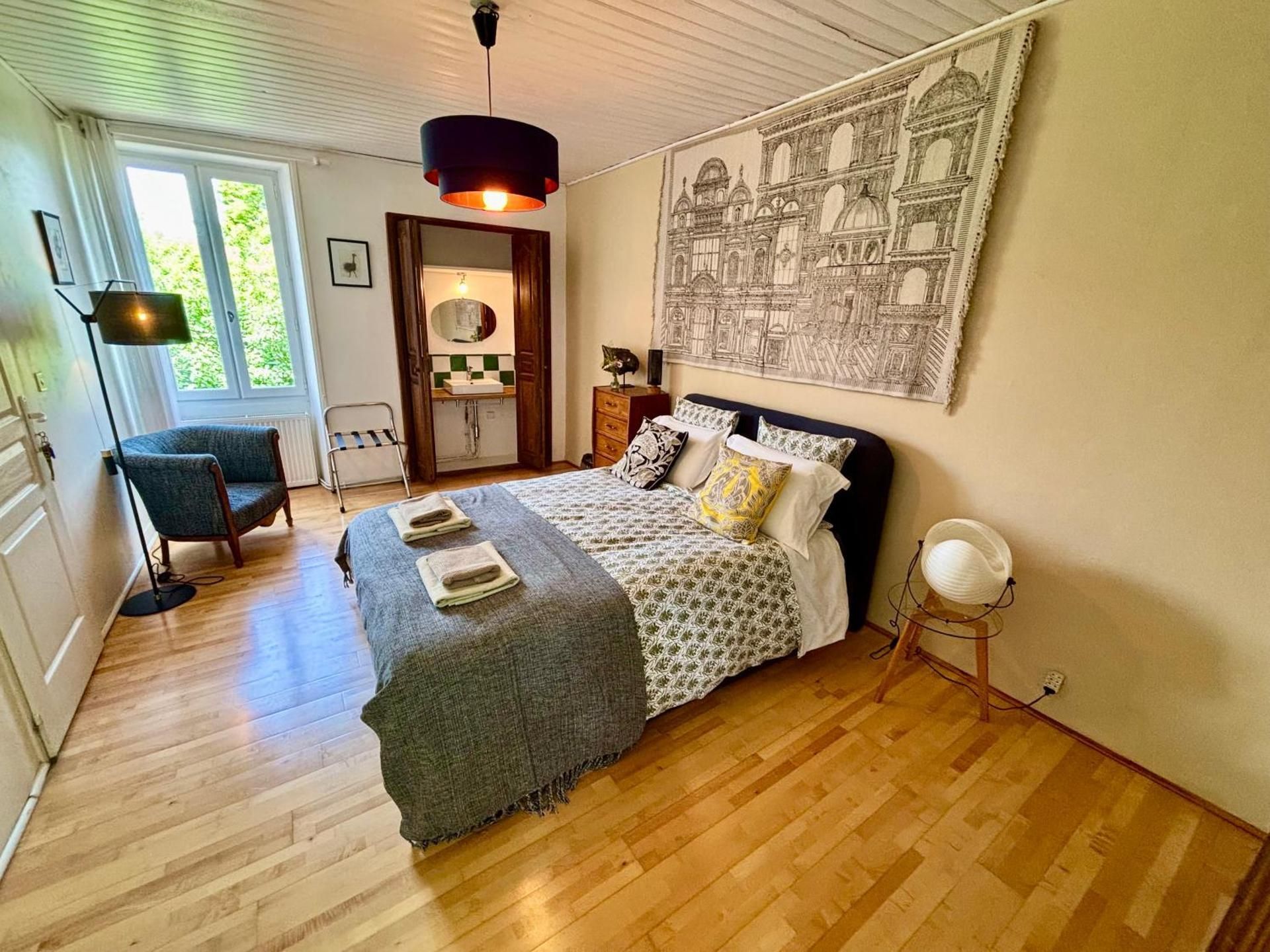 Suite with Garden View
