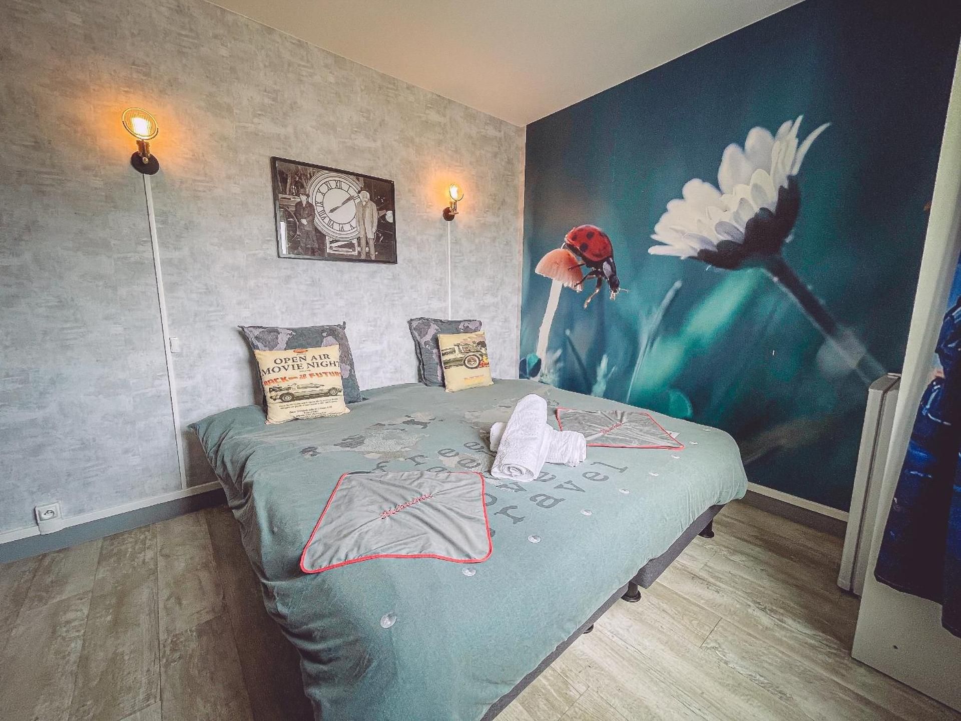 Double or Twin Room with Shared Bathroom