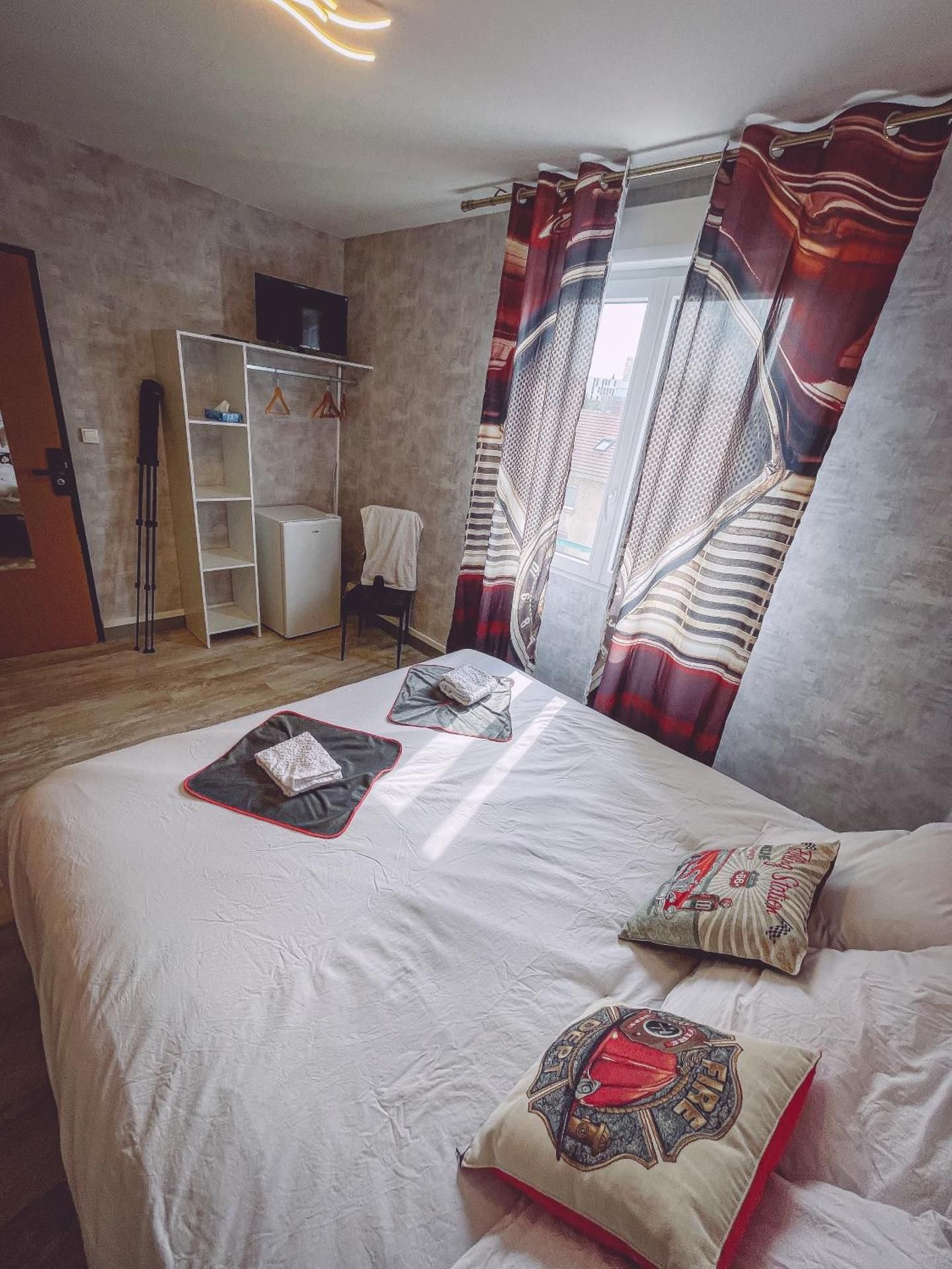 Double or Twin Room with View