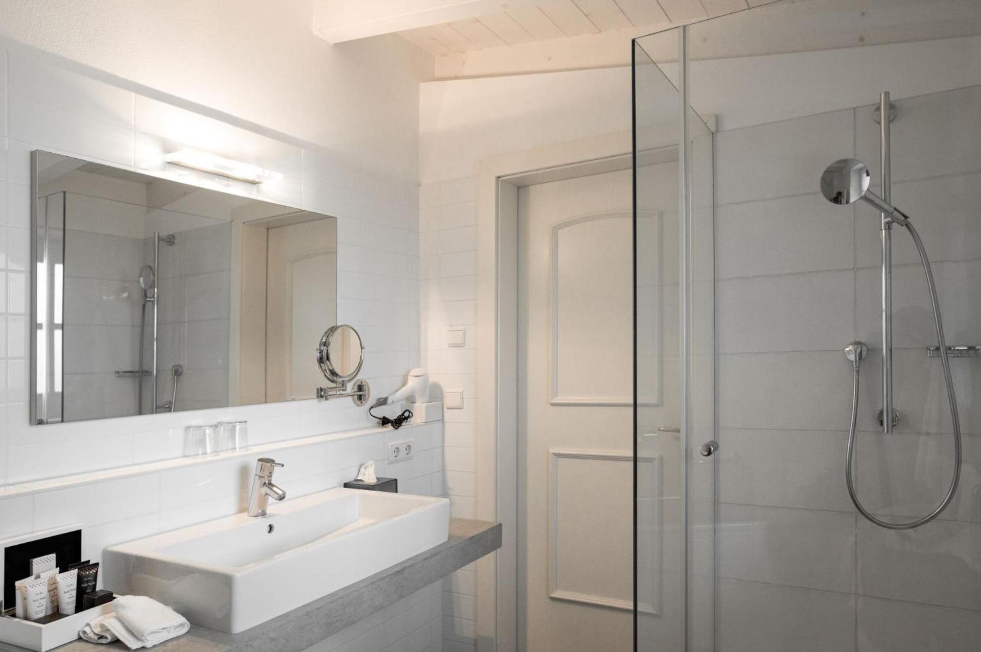 Suite with Garden View