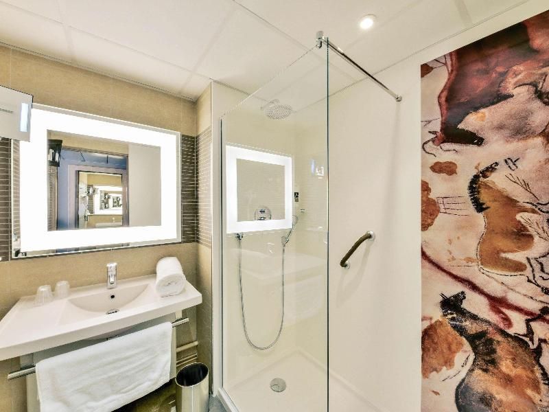 Hôtel Mercure Périgueux Centre Superior Room with 1 Double Bed, Courtyard Side 2