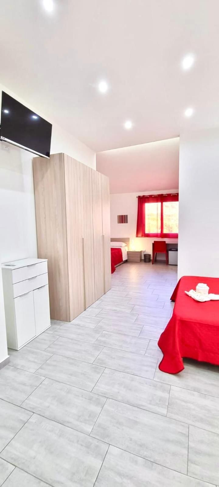 Deluxe Quadruple Room