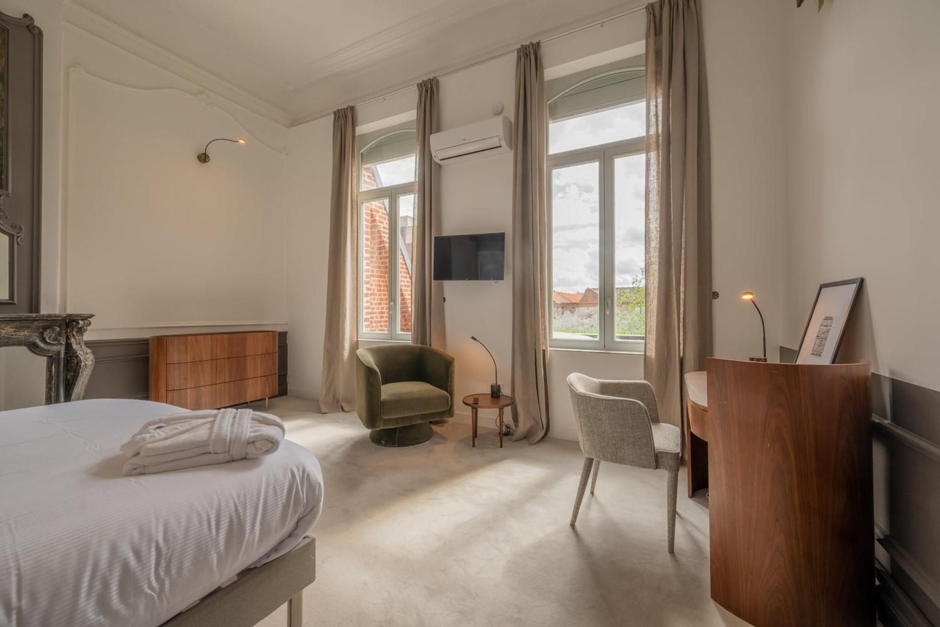 Deluxe Suite