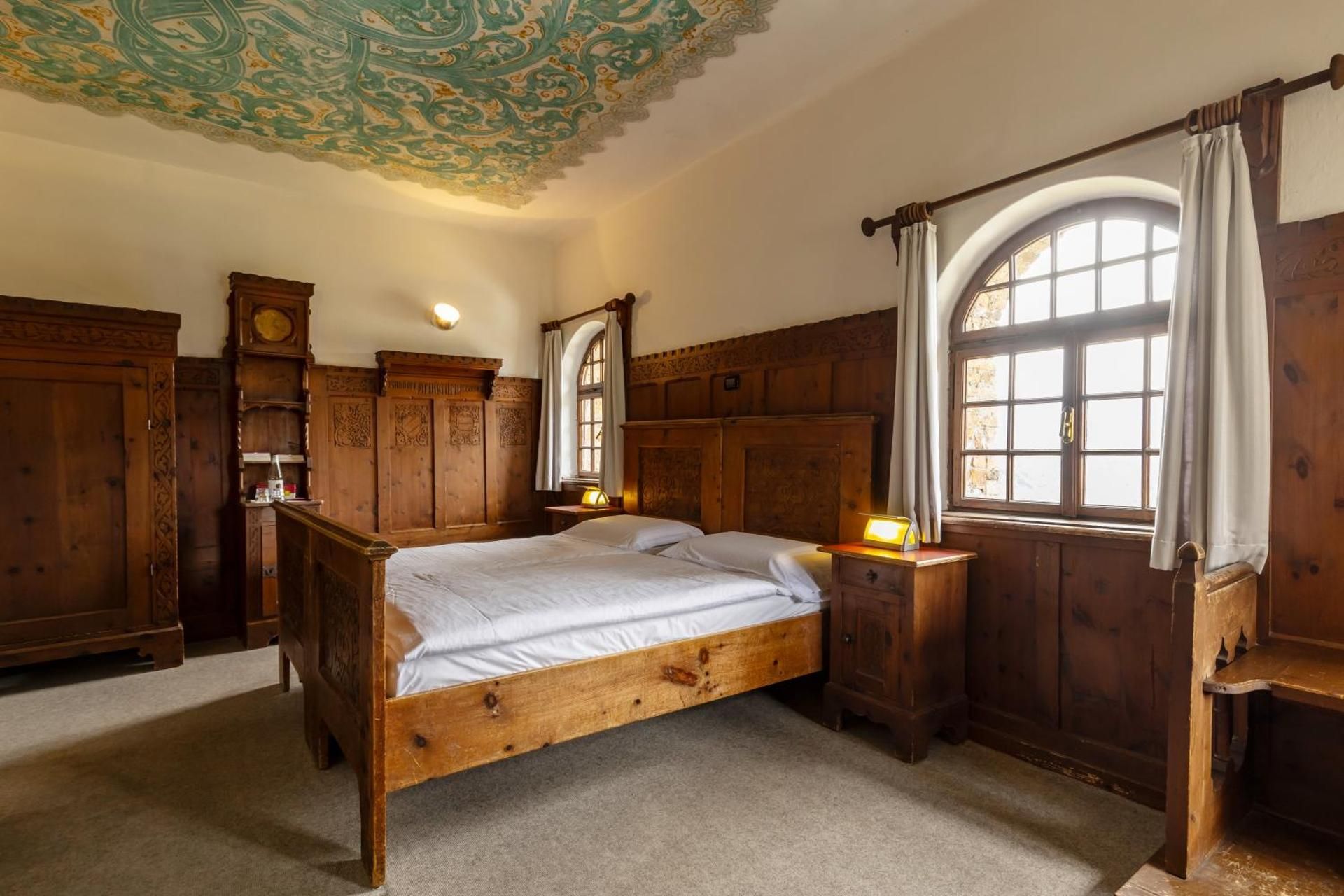 Triple Room with City View
