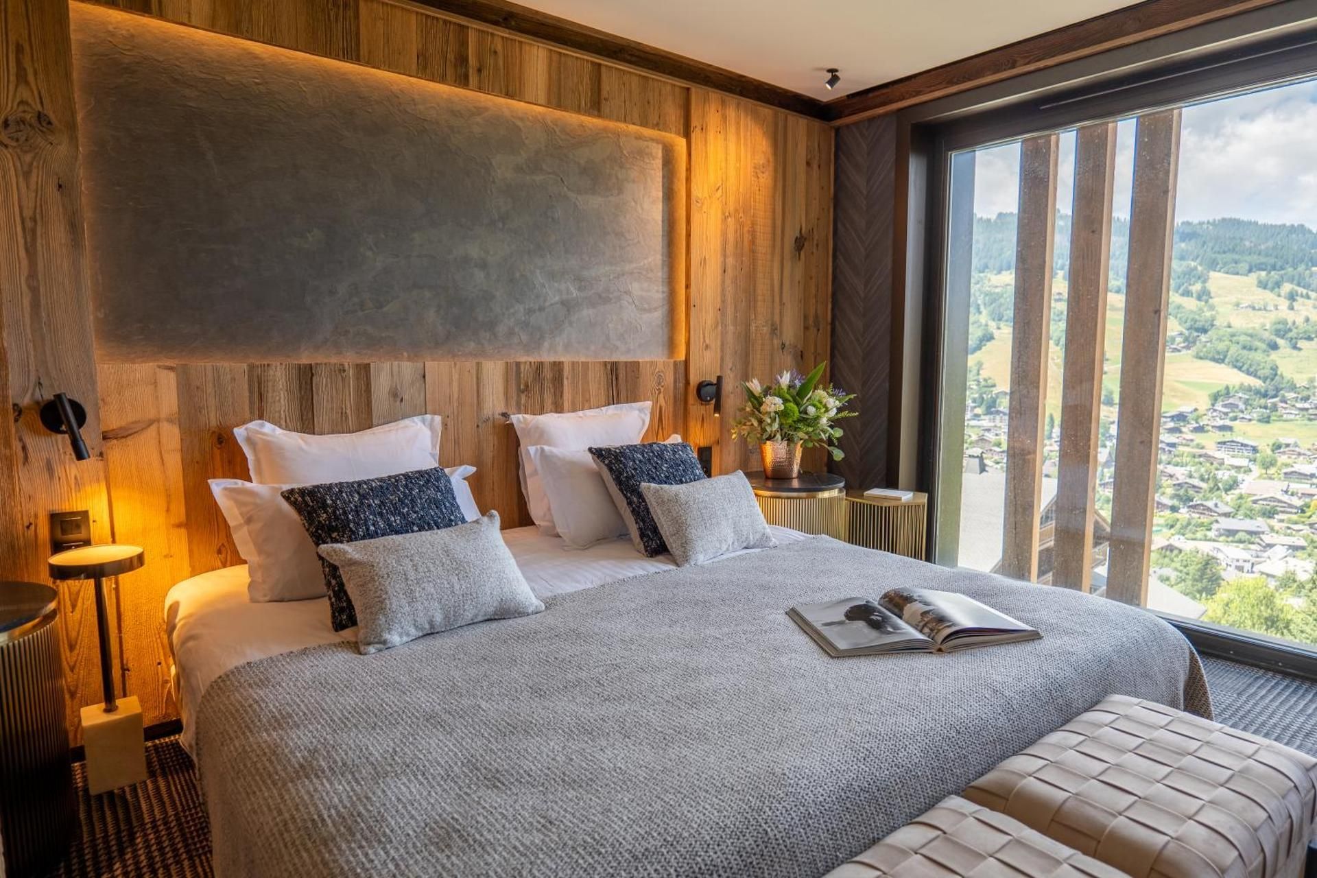 The Alpine Estate with High Tea (dec-april) 